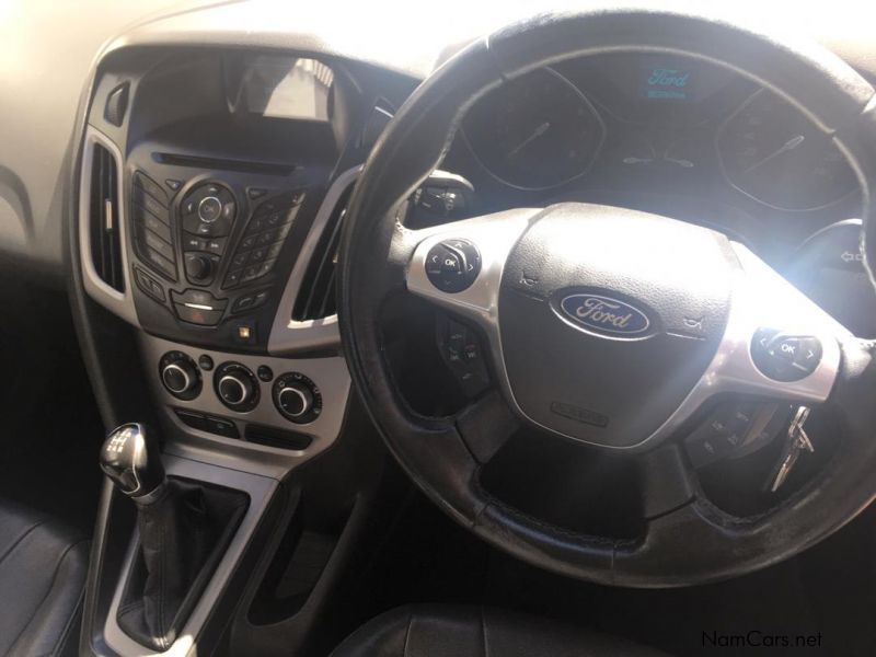 Ford Focus 1.6 Ti VCT Trend 5DR in Namibia