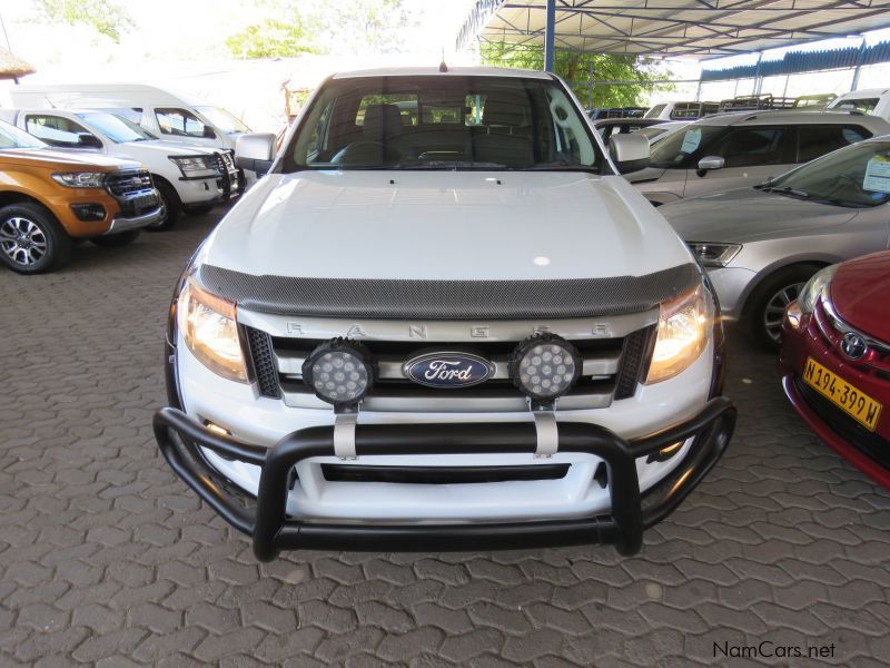 Ford RANGER 3.2 XLS SUPER CAB 4X4 in Namibia