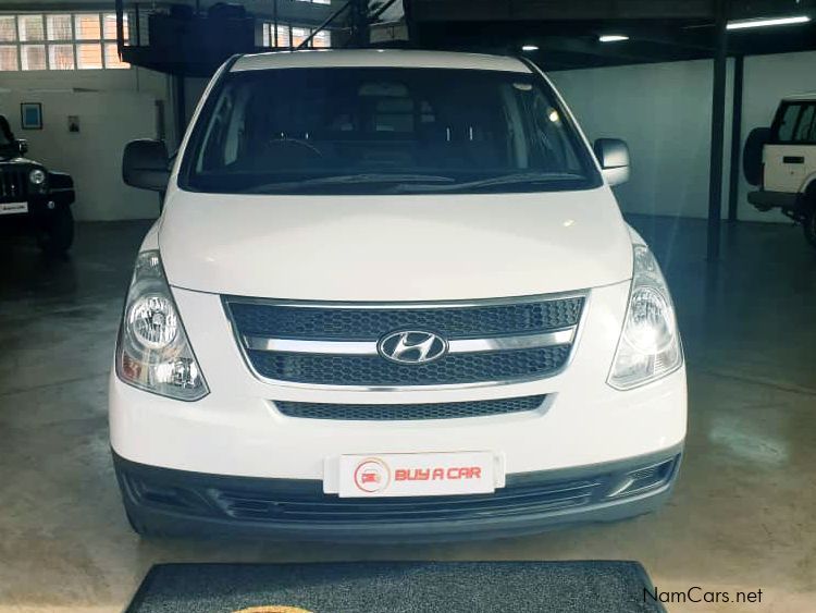 Hyundai H1 Multicab 6sat 2.4 GL in Namibia