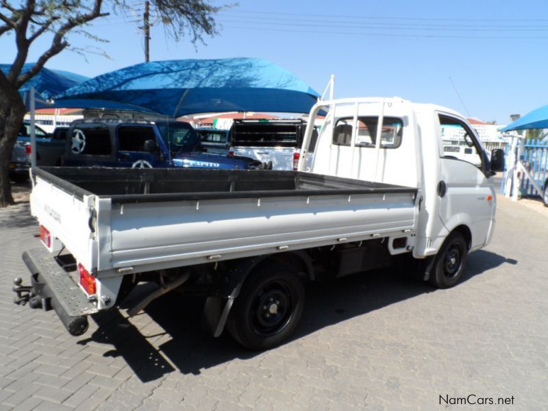 Hyundai H100 2.6 Drop Sides in Namibia