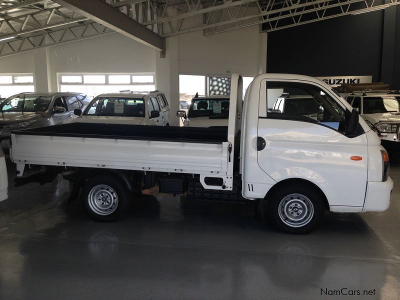 Hyundai H100 2.6D in Namibia