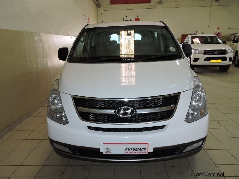 Hyundai HYUNDAI H-1 GLS 2.4 in Namibia