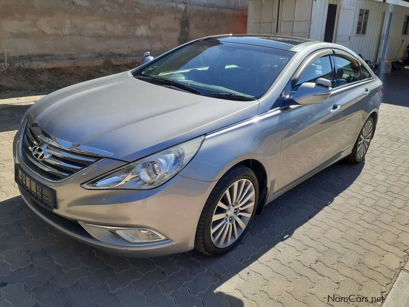 Hyundai i45 in Namibia