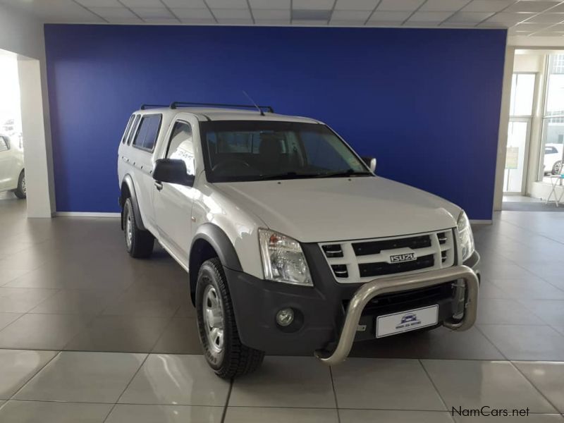 Isuzu KB 240 Fleetside S/C 4x2 in Namibia