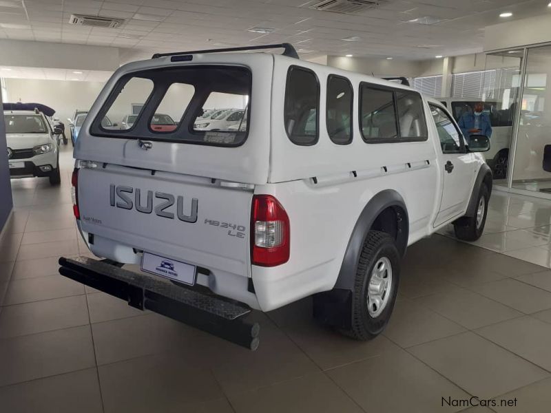 Isuzu KB 240 Fleetside S/C 4x2 in Namibia