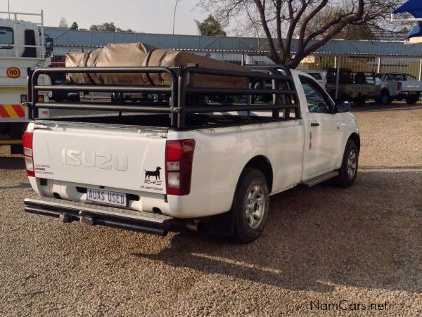 Isuzu KB 250 D-TEQ Base Single Cab in Namibia