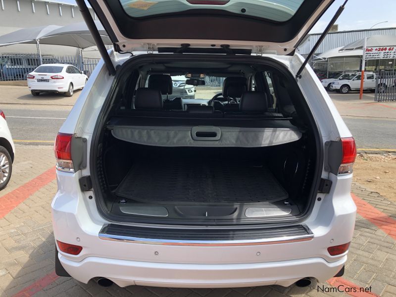 Jeep Grand Cherokee in Namibia