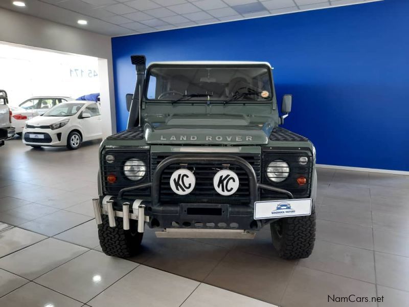 Land Rover Defender 130 H 2.2 D/C in Namibia