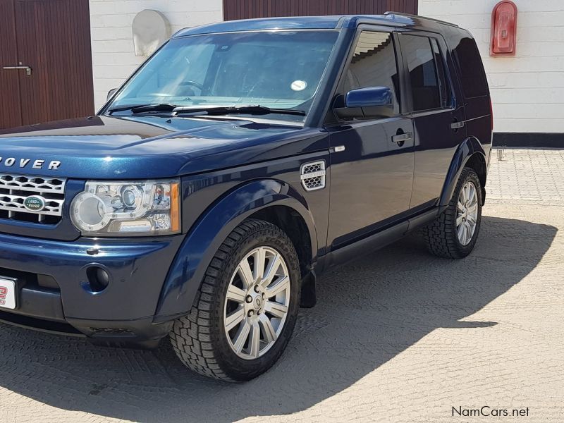 Land Rover Discovery 4   3.0TD  SDV6 SE in Namibia