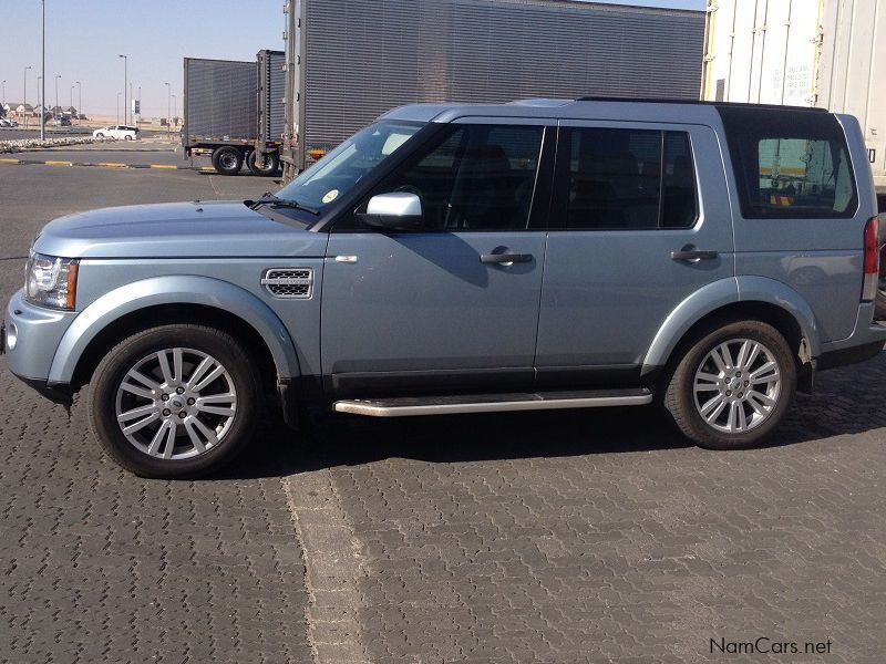 Land Rover Discovery 4 3.0Td/sD V6 SE in Namibia