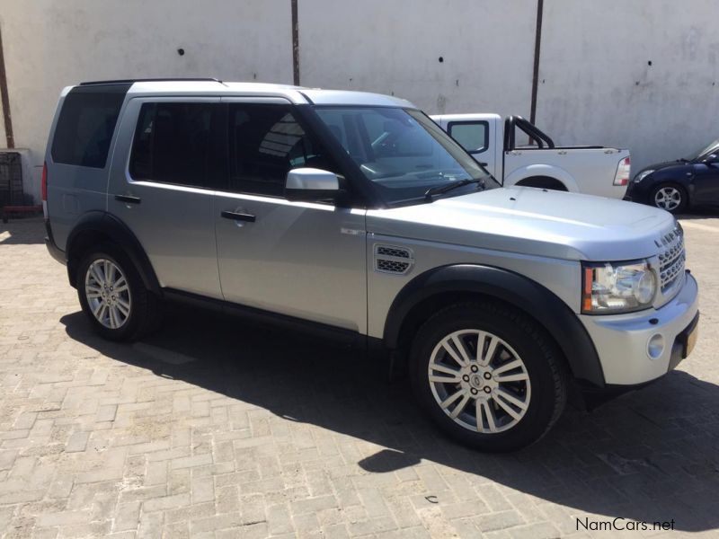 Land Rover Discovery 4 SDV6 3.0 S in Namibia