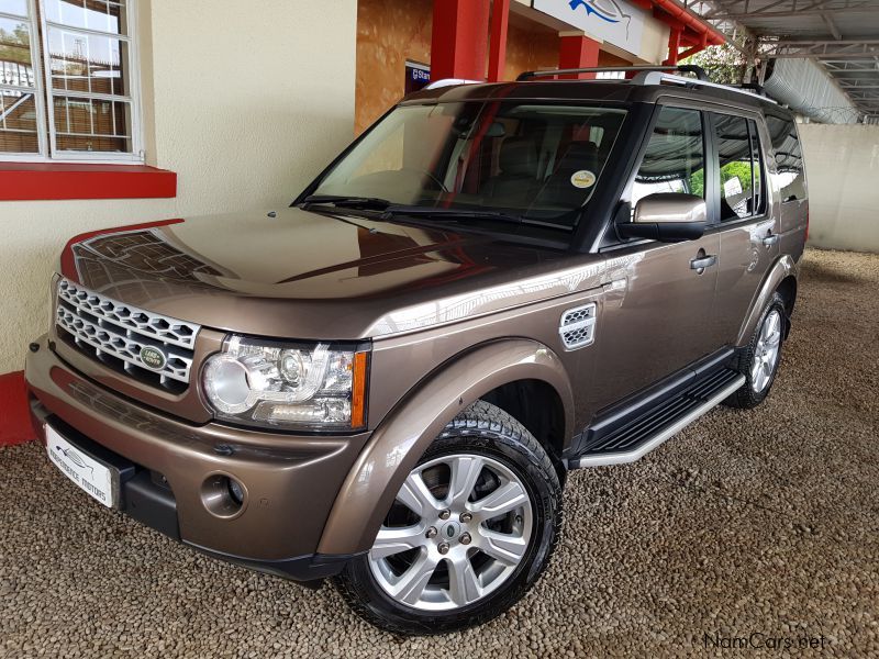 Land Rover Discovery 4 SDV6 HSE in Namibia