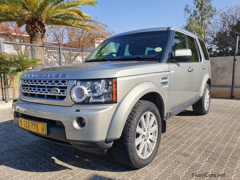 Land Rover Discovery 4 SE in Namibia