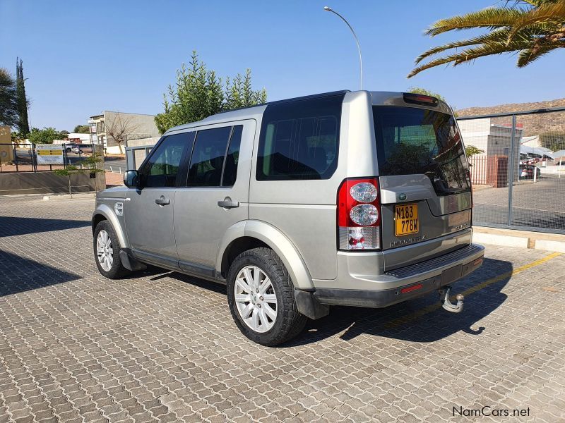 Land Rover Discovery 4 SE in Namibia