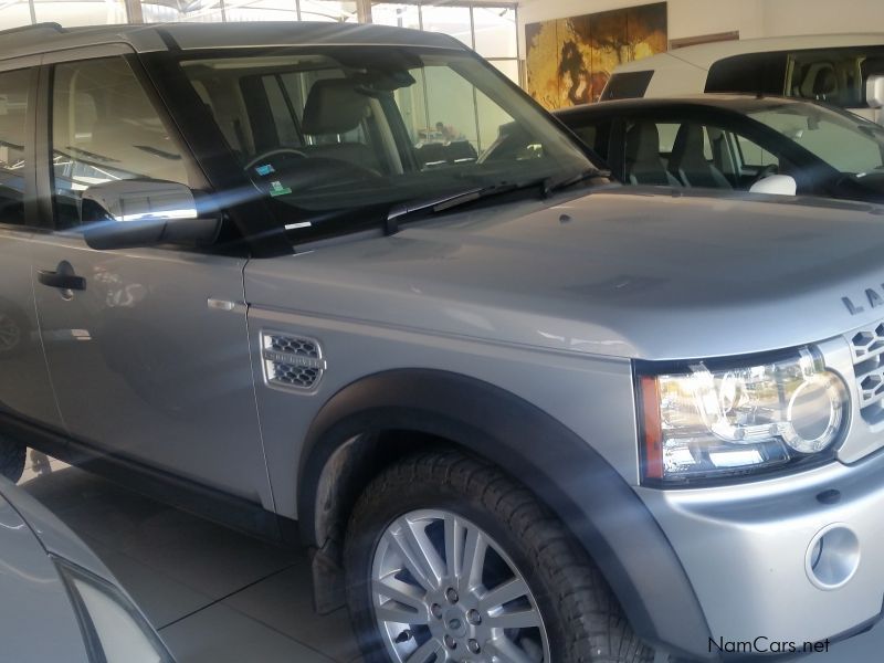 Land Rover Discovery4 S 3lt Diesel A/T AWD in Namibia
