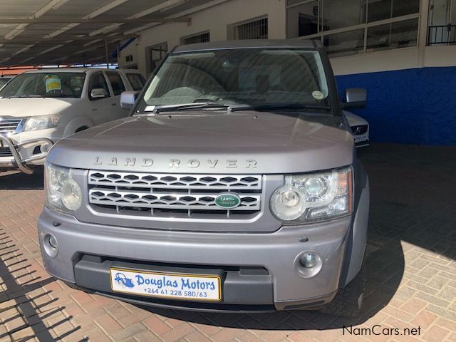 Land Rover Land Rover Discovery 4 3.0 TD/SD V6 S in Namibia