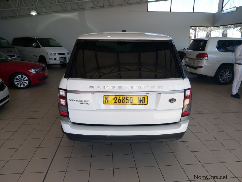 Land Rover Range Rover 4.4 Sd V8 Vogue in Namibia