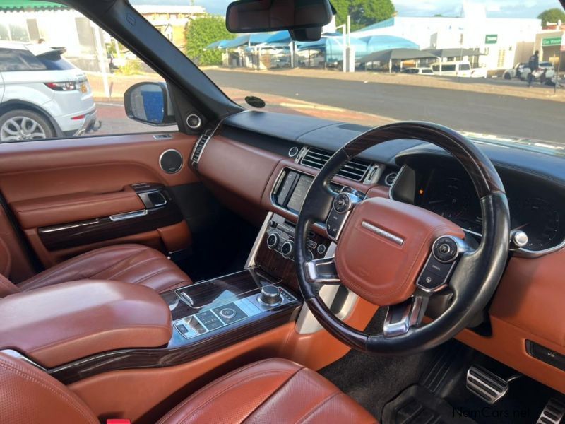 Land Rover Range Rover 5.0 V8 in Namibia