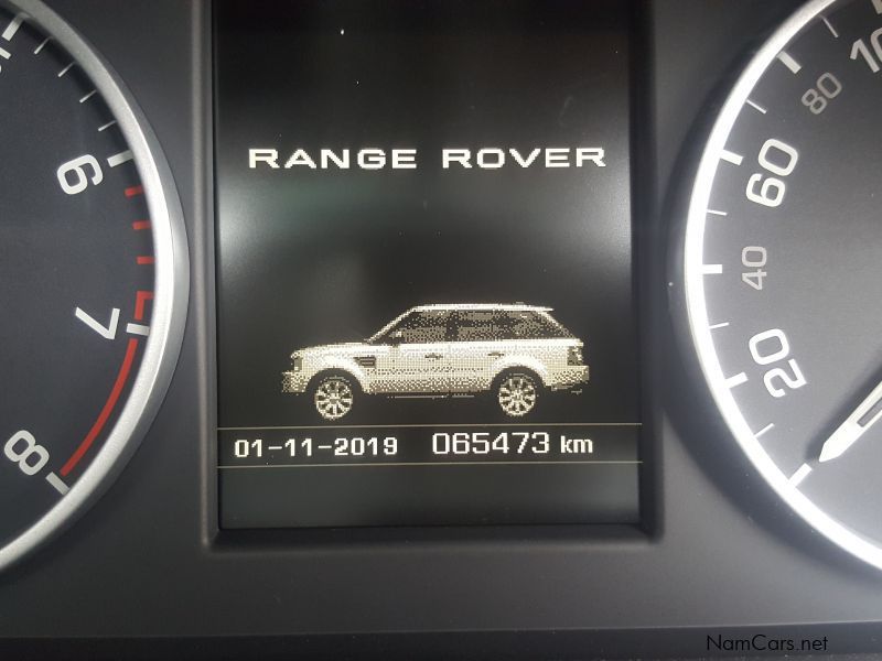 Land Rover Range Rover 5.0 V8 in Namibia