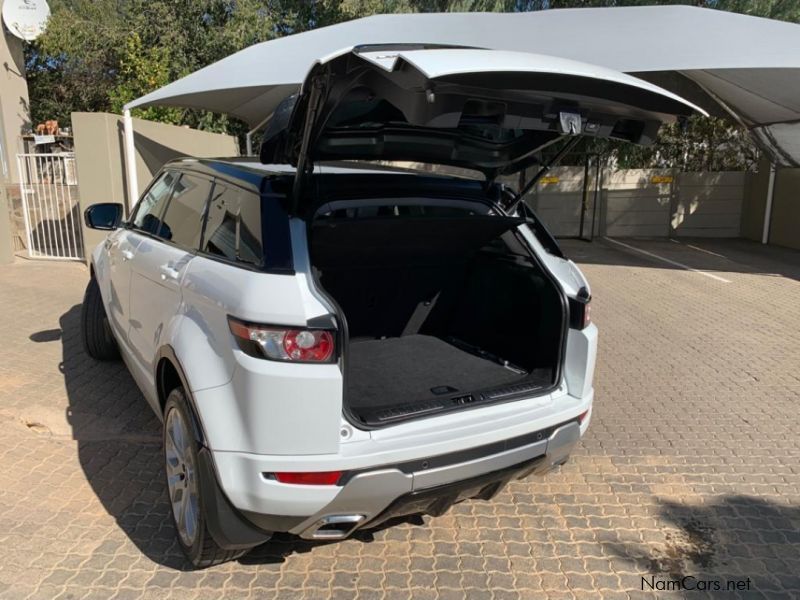 Land Rover Range Rover Evoque in Namibia