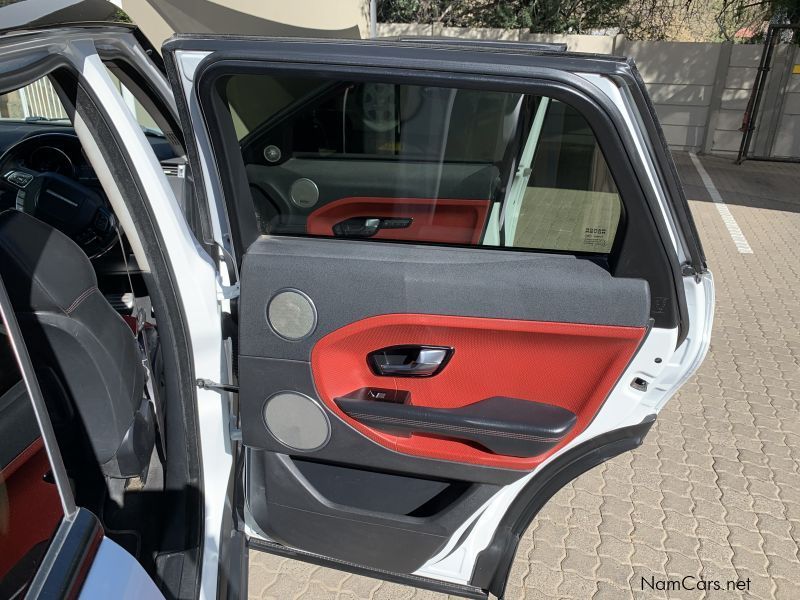 Land Rover Range Rover Evoque in Namibia