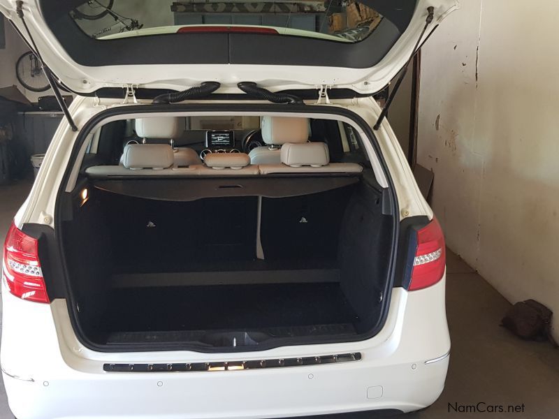 Mercedes-Benz B200 CDI BE A/T in Namibia