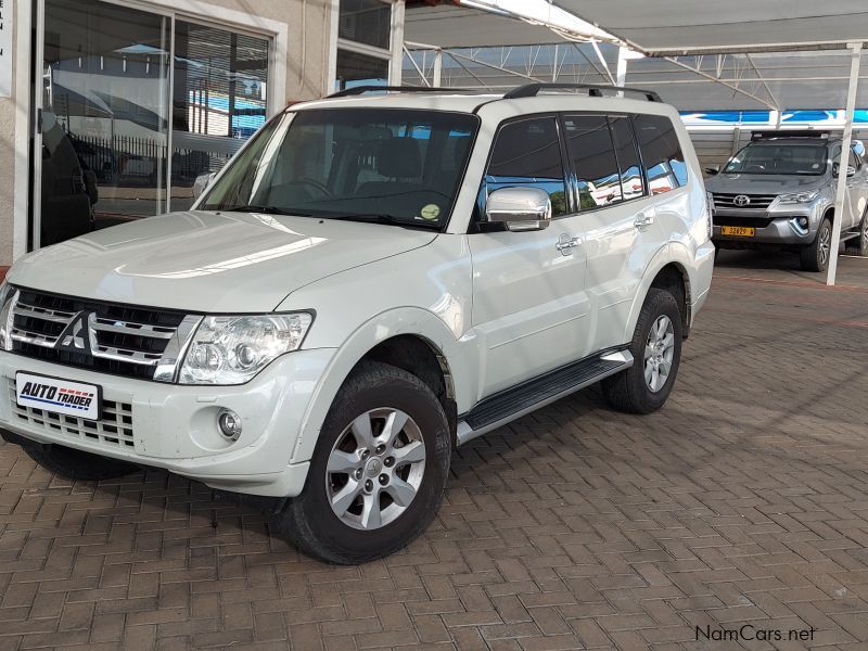 Mitsubishi Pajero GLS in Namibia