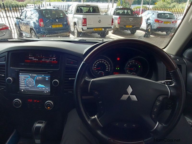 Mitsubishi Pajero GLS in Namibia