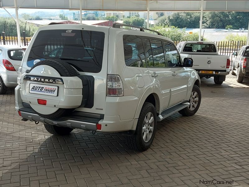 Mitsubishi Pajero GLS in Namibia