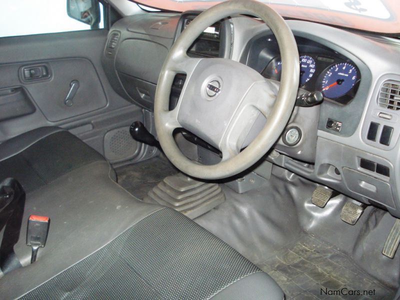 Nissan NP300 2.0 LWB HARDBODY in Namibia