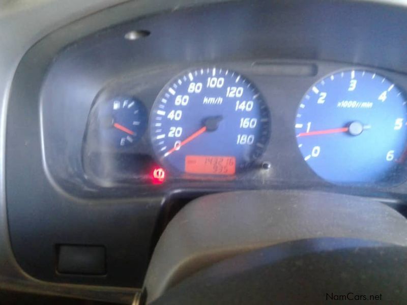 Nissan NP300 2.5 DC 4x4 in Namibia