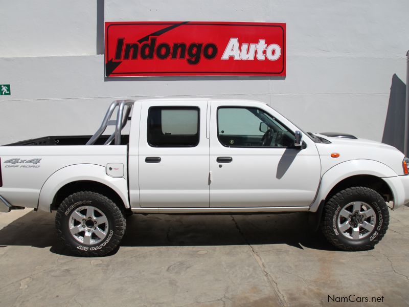 Nissan NP300 2.5 HIRIDER in Namibia