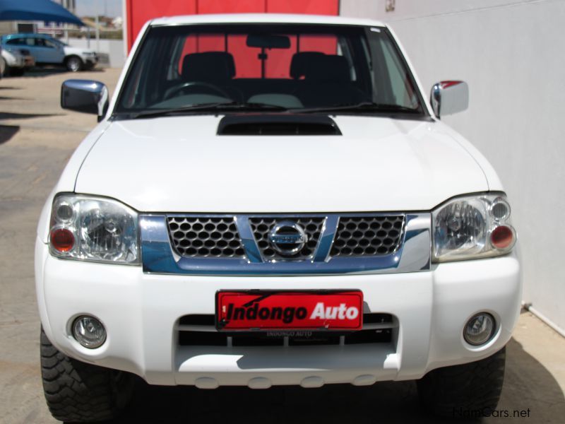 Nissan NP300 2.5 HIRIDER in Namibia