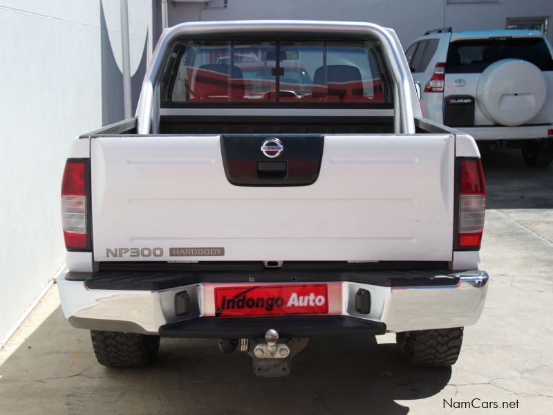 Nissan NP300 2.5 HIRIDER in Namibia