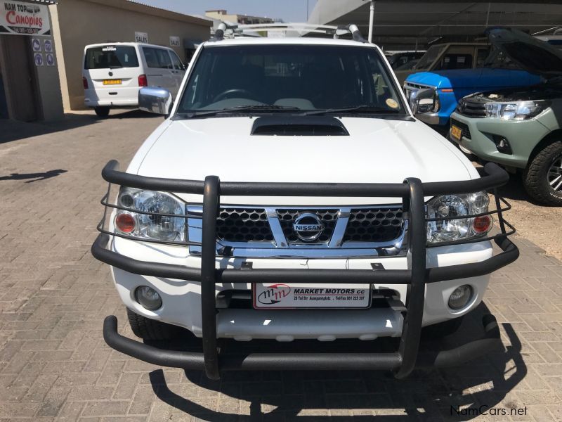 Nissan NP300 Hardbody 2.5 Manual Diesel in Namibia