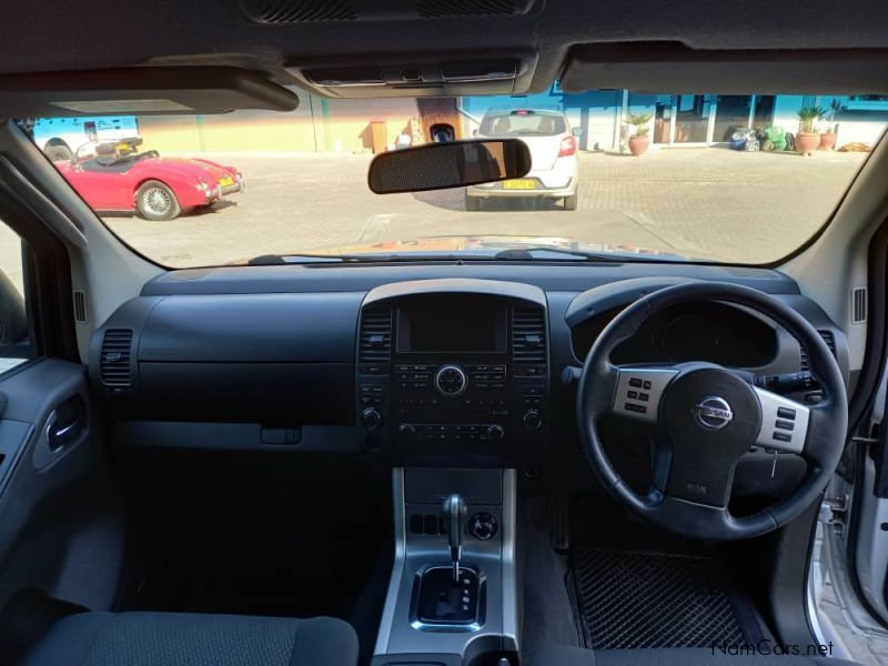 Nissan Navara 3UZ 4.3 V8 VVTI in Namibia