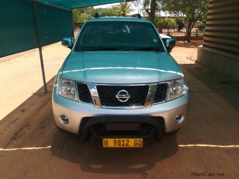 Nissan Pathfinder, 4x4 SE in Namibia