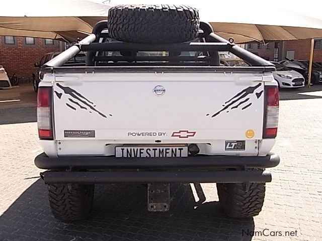 Nissan Patrol-Np300 V8 in Namibia