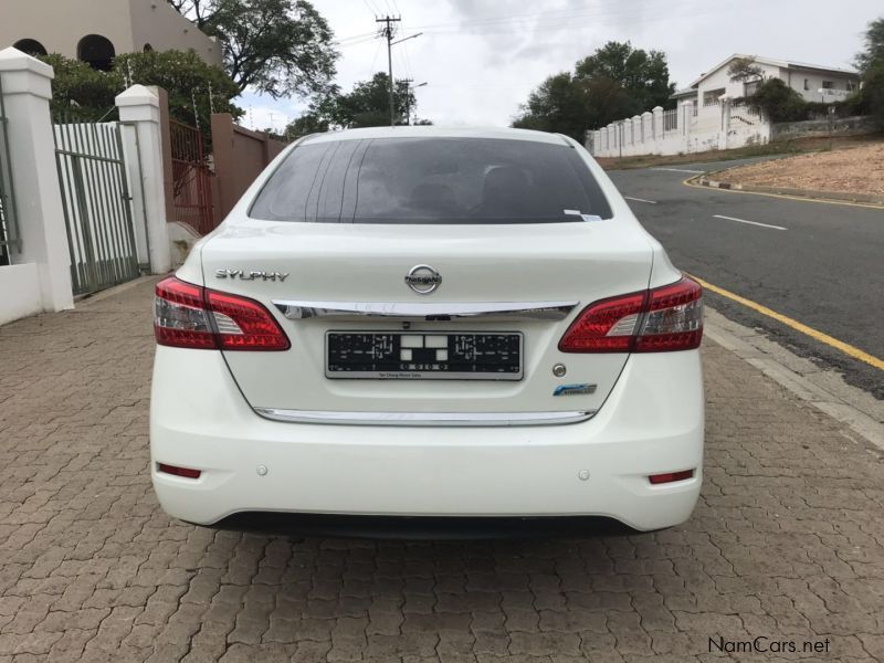 Nissan SYLPHY 1.6 CVT in Namibia