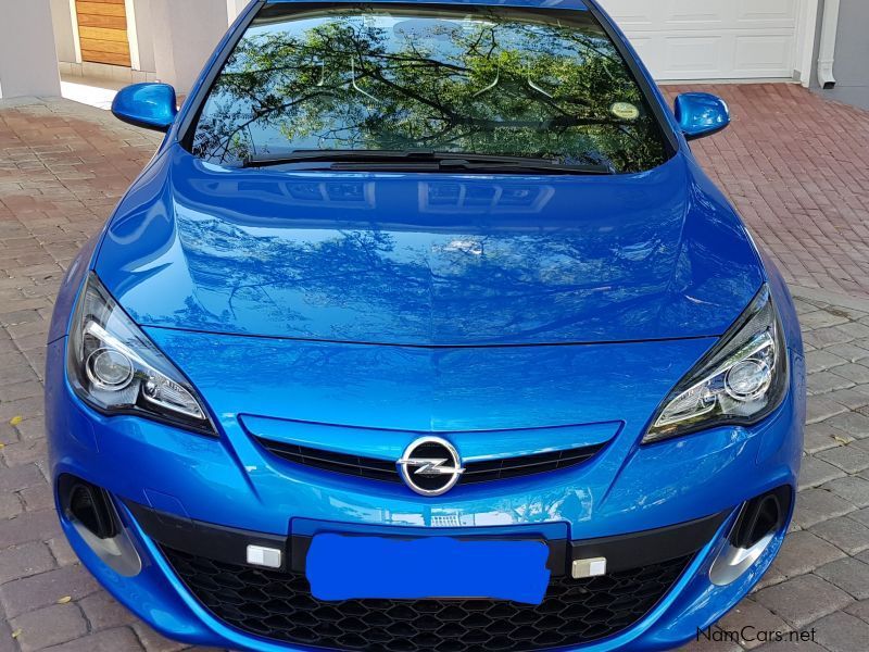 Opel Astra 2.0T OPC in Namibia