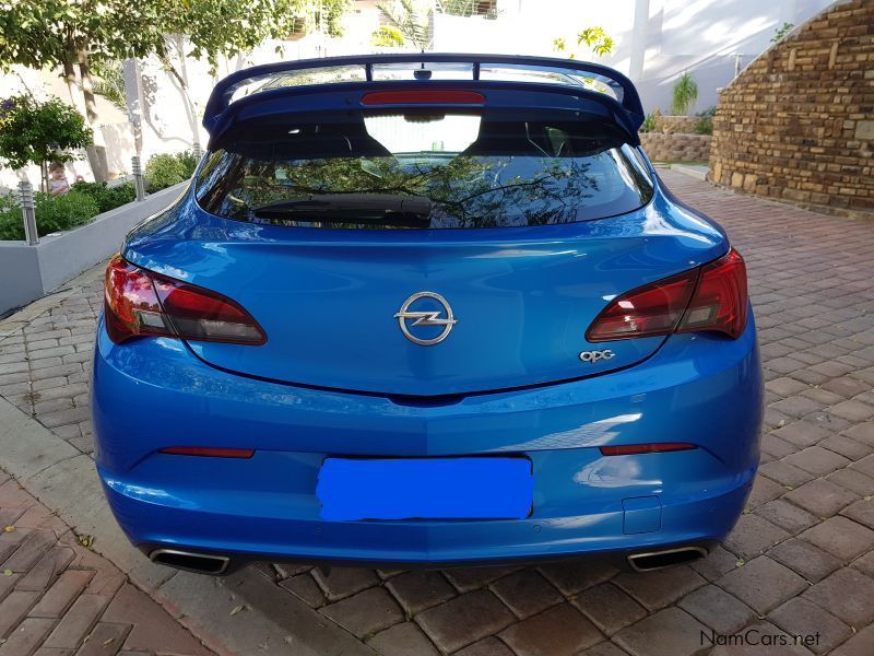Opel Astra 2.0T OPC in Namibia