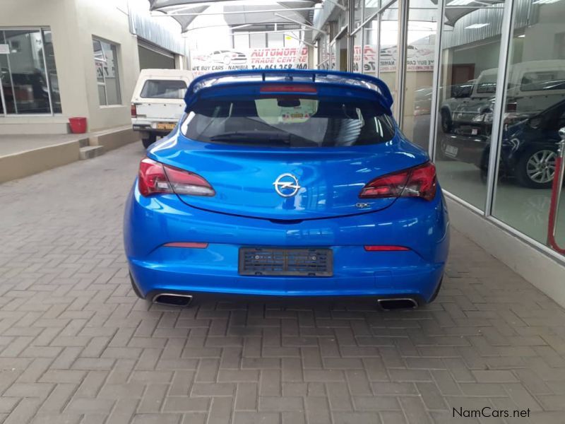 Opel Astra OPC 2.0i in Namibia