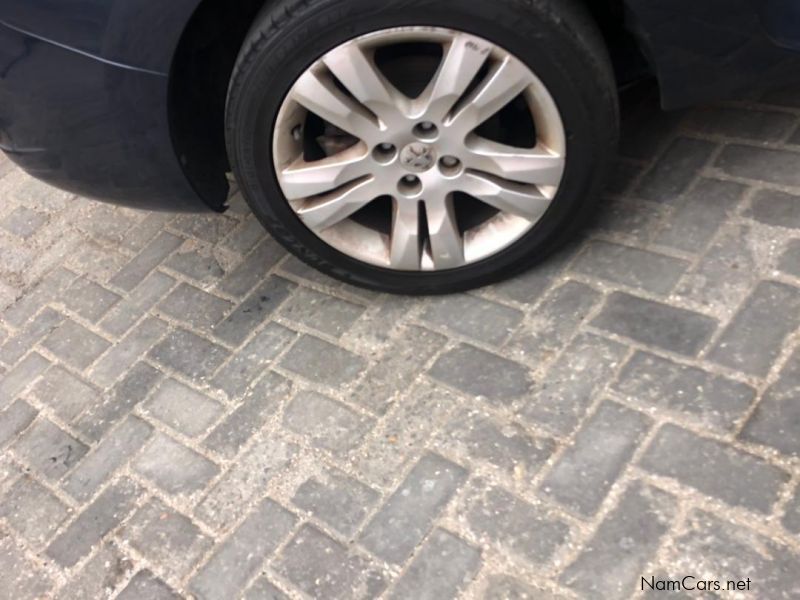 Peugeot 5008 premium in Namibia