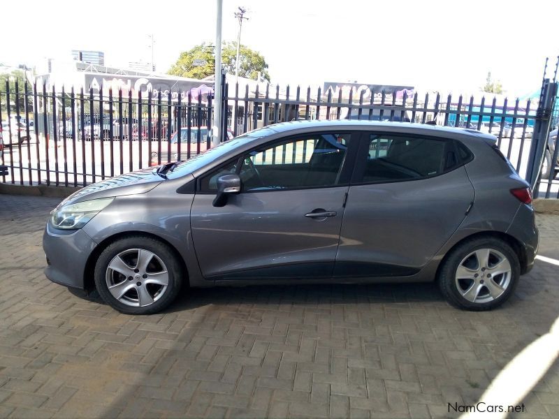 Renault Clio 1.0 in Namibia