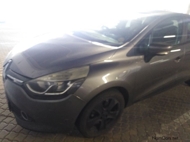 Renault Clio 900T in Namibia