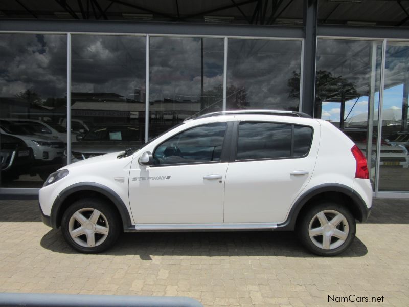 Renault Sandero 1.6 Stepway in Namibia