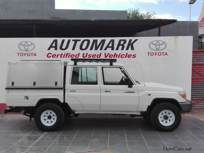 Toyota 4.2 LANDCRUISER DIESEL DOUBLE CAB in Namibia