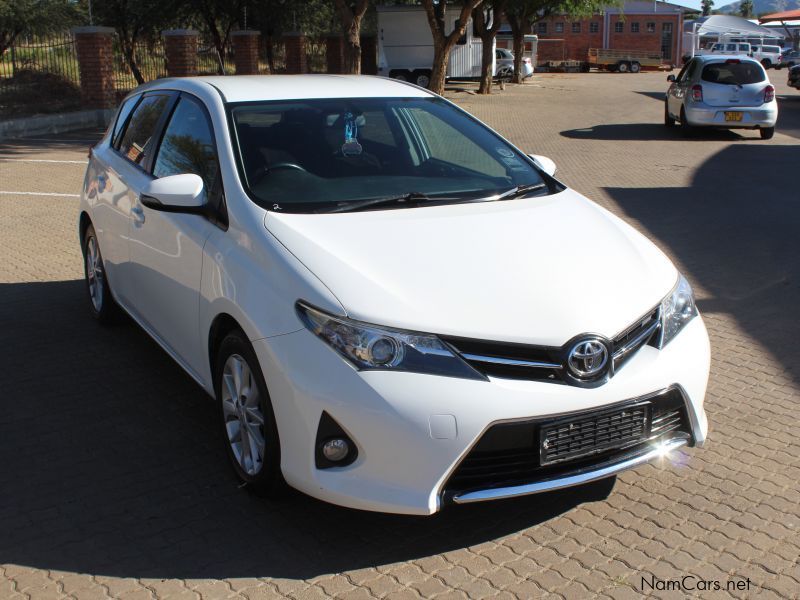 Toyota AURIS 1.6 XS in Namibia