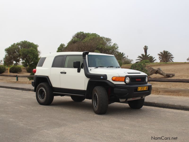 Toyota FJ CRUISER in Namibia
