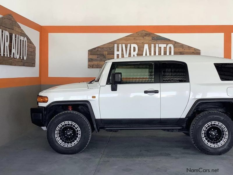 Toyota FJ Cruiser 4.0 V6 in Namibia